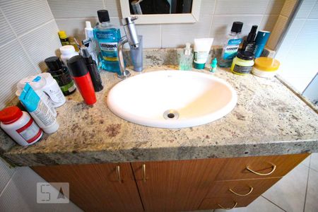 Casa à venda com 150m², 4 quartos e 2 vagasbanheiro social