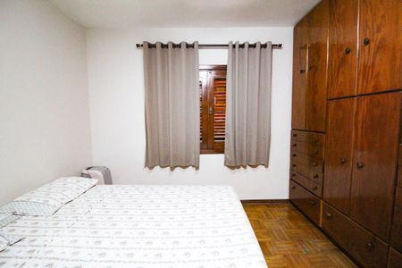 Casa à venda com 150m², 4 quartos e 2 vagasquarto 4