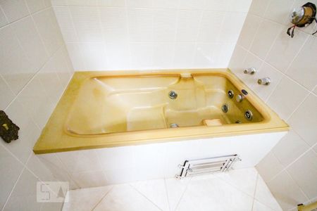 Casa à venda com 150m², 4 quartos e 2 vagasbanheiro social