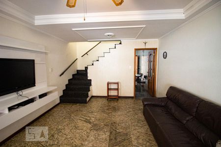 Casa de condomínio à venda com 187m², 3 quartos e 2 vagasSala