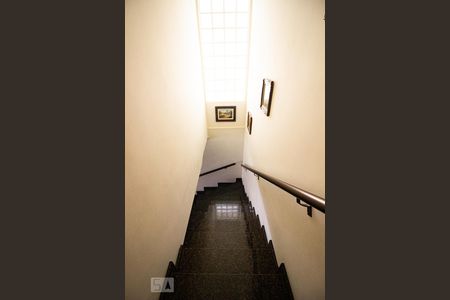 Escada de casa de condomínio à venda com 3 quartos, 187m² em Ipiranga, São Paulo