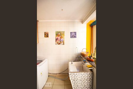 Casa de condomínio à venda com 187m², 3 quartos e 2 vagas Casa de condomínio à venda com 187m², 3 quartos e 2 vagasÁrea de Serviço