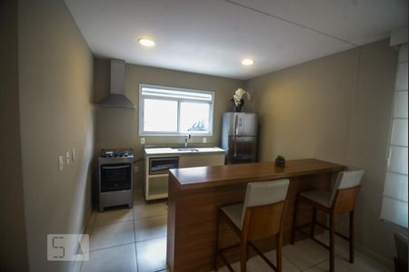 Apartamento para alugar com 45m², 2 quartos e 1 vaga Apartamento para alugar com 45m², 2 quartos e 1 vagaÁrea comum - Salão de festas