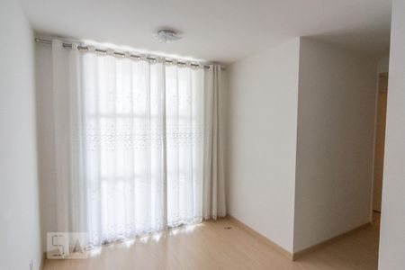 Sala de apartamento para alugar com 2 quartos, 45m² em Quinta da Paineira, São Paulo