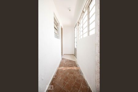 Casa para alugar com 40m², 1 quarto e sem vaga Casa para alugar com 40m², 1 quarto e sem vagaCorredor