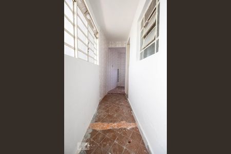 Casa para alugar com 40m², 1 quarto e sem vaga Casa para alugar com 40m², 1 quarto e sem vagaCorredor