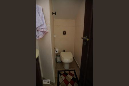 Casa à venda com 245m², 3 quartos e 4 vagasLavabo