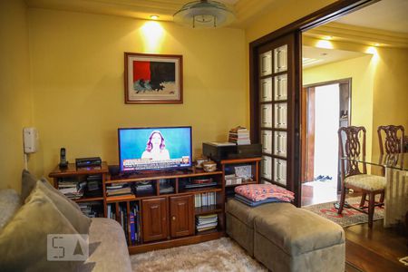 Sala de TV de casa à venda com 3 quartos, 245m² em Cerâmica, São Caetano do Sul