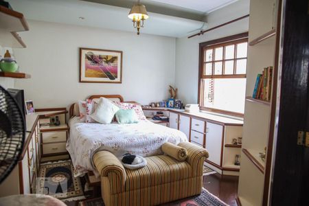 Casa à venda com 245m², 3 quartos e 4 vagasSuíte master