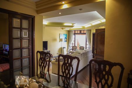 Sala de casa à venda com 3 quartos, 245m² em Cerâmica, São Caetano do Sul