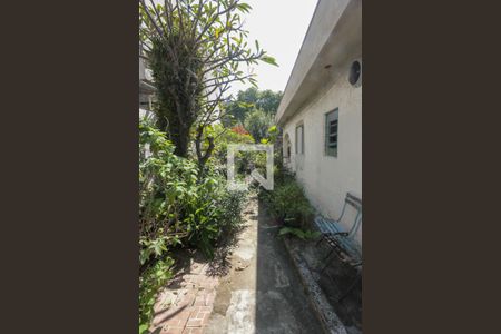 Casa à venda com 303m², 3 quartos e sem vagaCorredor externo