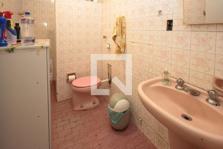 Casa à venda com 303m², 3 quartos e sem vagaBanheiro