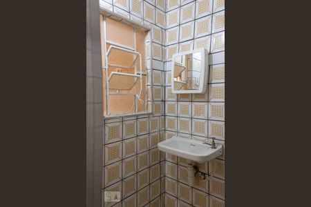 Casa para alugar com 70m², 1 quarto e sem vaga Casa para alugar com 70m², 1 quarto e sem vagaBanheiro