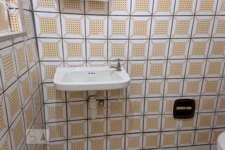 Casa para alugar com 70m², 1 quarto e sem vaga Casa para alugar com 70m², 1 quarto e sem vagaBanheiro