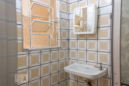 Casa para alugar com 70m², 1 quarto e sem vaga Casa para alugar com 70m², 1 quarto e sem vagaBanheiro