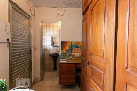 Casa à venda com 195m², 4 quartos e 2 vagas Casa à venda com 195m², 4 quartos e 2 vagasQuarto de Serviço