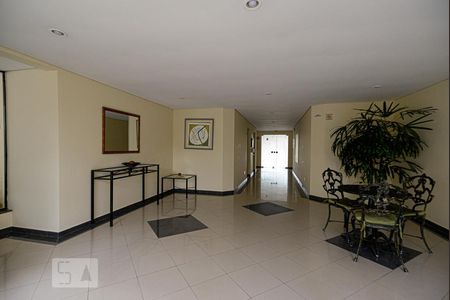 Apartamento à venda com 74m², 2 quartos e 1 vagahall social