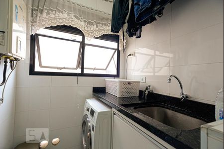 Apartamento à venda com 74m², 2 quartos e 1 vagaÁrea de Serviço