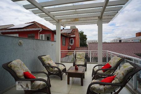 Casa para alugar com 187m², 3 quartos e 3 vagasvaranda