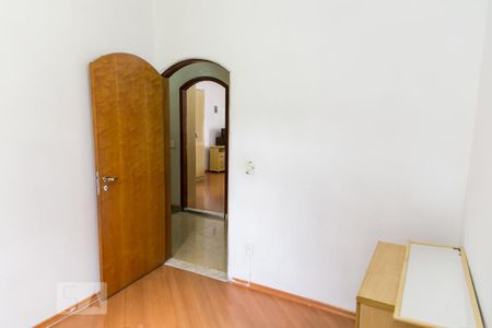 Casa à venda com 200m², 4 quartos e 3 vagasQuarto 1
