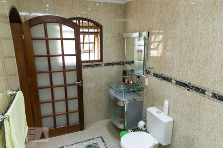 Casa à venda com 200m², 4 quartos e 3 vagasBanheiro da Suíte