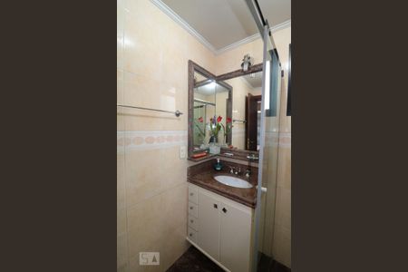 Apartamento à venda com 185m², 4 quartos e 3 vagasBanheiro da Suite 2