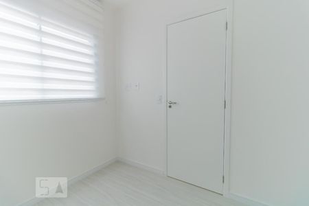 Quarto 1 de apartamento para alugar com 2 quartos, 34m² em Vila Pierina, São Paulo