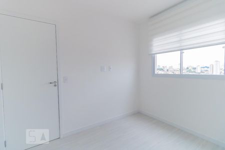 Quarto 2 de apartamento para alugar com 2 quartos, 34m² em Vila Pierina, São Paulo