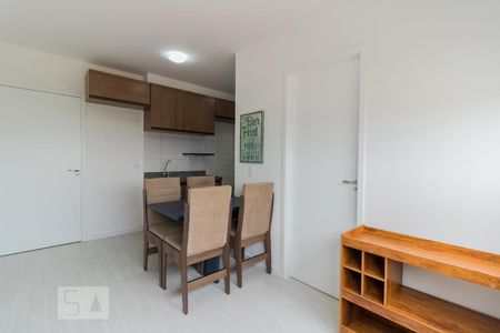 Sala de apartamento para alugar com 2 quartos, 34m² em Vila Pierina, São Paulo