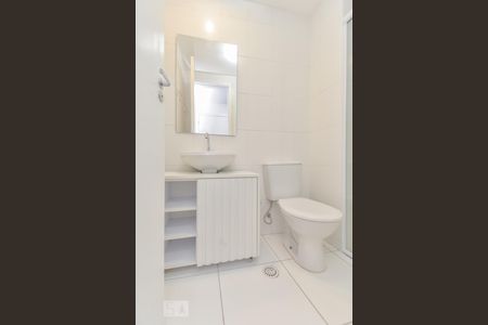 Studio para alugar com 26m², 1 quarto e sem vaga Studio para alugar com 26m², 1 quarto e sem vagaBanheiro