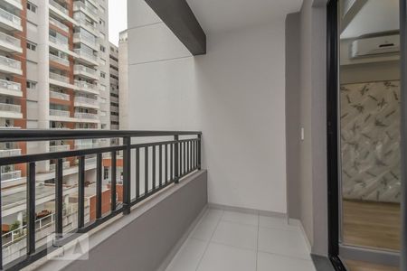 Studio para alugar com 26m², 1 quarto e sem vaga Studio para alugar com 26m², 1 quarto e sem vagaVaranda