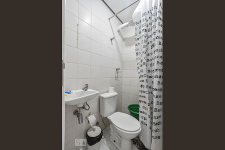 Apartamento à venda com 240m², 5 quartos e 4 vagasBanheiro de Serviços