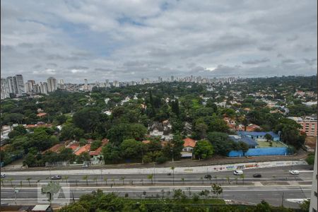 Apartamento à venda com 240m², 5 quartos e 4 vagasVista