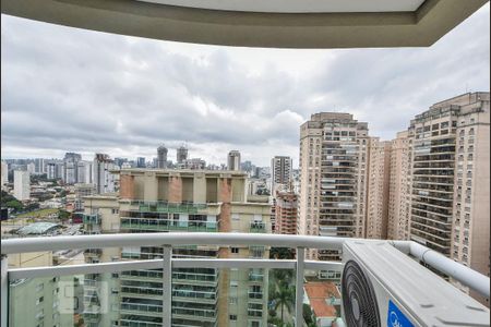 Apartamento à venda com 240m², 5 quartos e 4 vagasVaranda Suíte 01