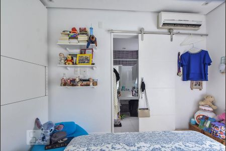 Apartamento à venda com 240m², 5 quartos e 4 vagasSuíte 02