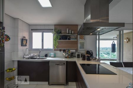 Apartamento à venda com 240m², 5 quartos e 4 vagasCozinha
