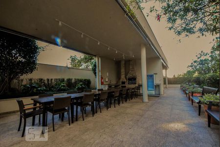 Apartamento à venda com 240m², 5 quartos e 4 vagasChurrasqueira