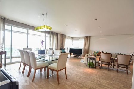 Apartamento à venda com 240m², 5 quartos e 4 vagasSala de Jantar