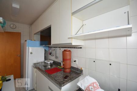 Apartamento à venda com 62m², 2 quartos e 1 vagaCozinha e Área de Serviço