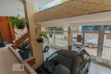 Casa à venda com 150m², 3 quartos e 3 vagas Casa à venda com 150m², 3 quartos e 3 vagasGaragem