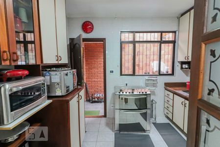 Casa à venda com 150m², 3 quartos e 3 vagas Casa à venda com 150m², 3 quartos e 3 vagasCozinha