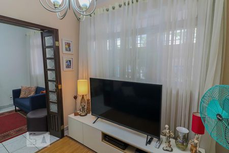 Sala de casa à venda com 3 quartos, 150m² em Conjunto Residencial Butantã, São Paulo