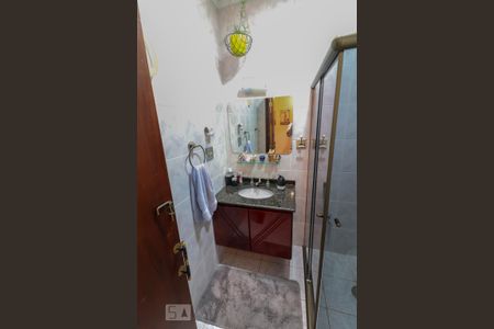 Casa à venda com 150m², 3 quartos e 3 vagas Casa à venda com 150m², 3 quartos e 3 vagasBanheiro Social