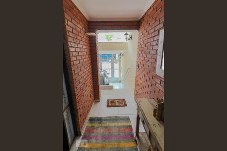 Casa à venda com 150m², 3 quartos e 3 vagas Casa à venda com 150m², 3 quartos e 3 vagasCorredor