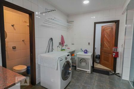 Casa à venda com 150m², 3 quartos e 3 vagas Casa à venda com 150m², 3 quartos e 3 vagasLavanderia / Area de Lazer