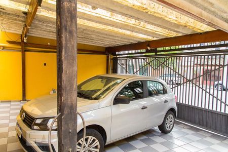 Casa para alugar com 200m², 2 quartos e 3 vagas Casa para alugar com 200m², 2 quartos e 3 vagasGaragem