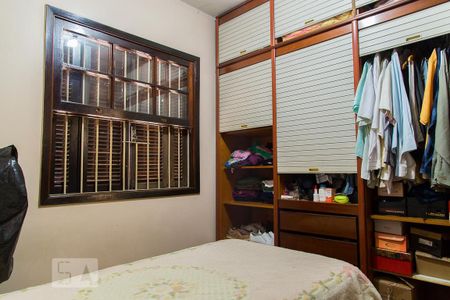 Casa para alugar com 200m², 2 quartos e 3 vagas Casa para alugar com 200m², 2 quartos e 3 vagasQuarto