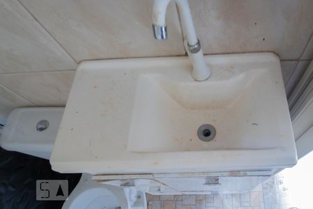 Casa para alugar com 60m², 2 quartos e 1 vagaDetalhe banheiro