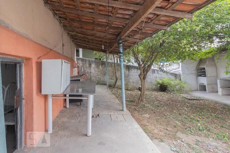 Casa para alugar com 60m², 2 quartos e 1 vagaÁrea Externa