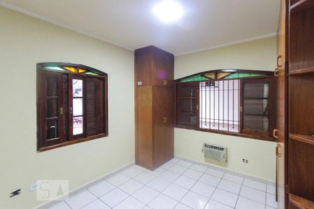 Casa para alugar com 149m², 4 quartos e 2 vagasQuarto 03